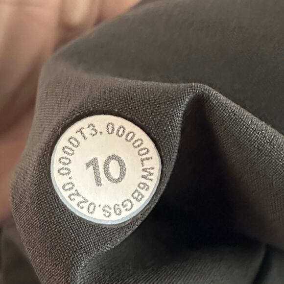 Lululemon Soft Ambitions Softstreme High Rise Crop Graphite Grey Size 10 NWOT - Picture 11 of 11